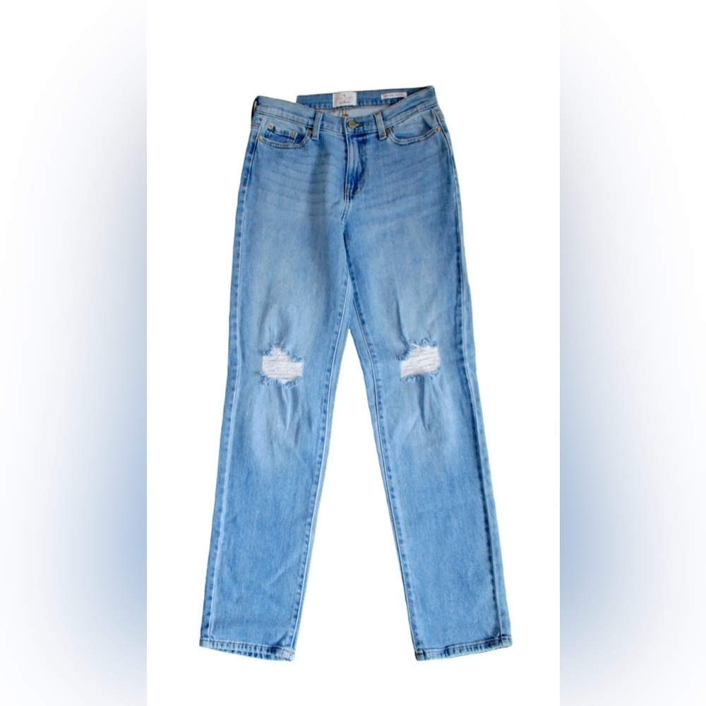 NWT True Craft “Heritage” High Rise Straight Leg Distressed Jeans Size 6